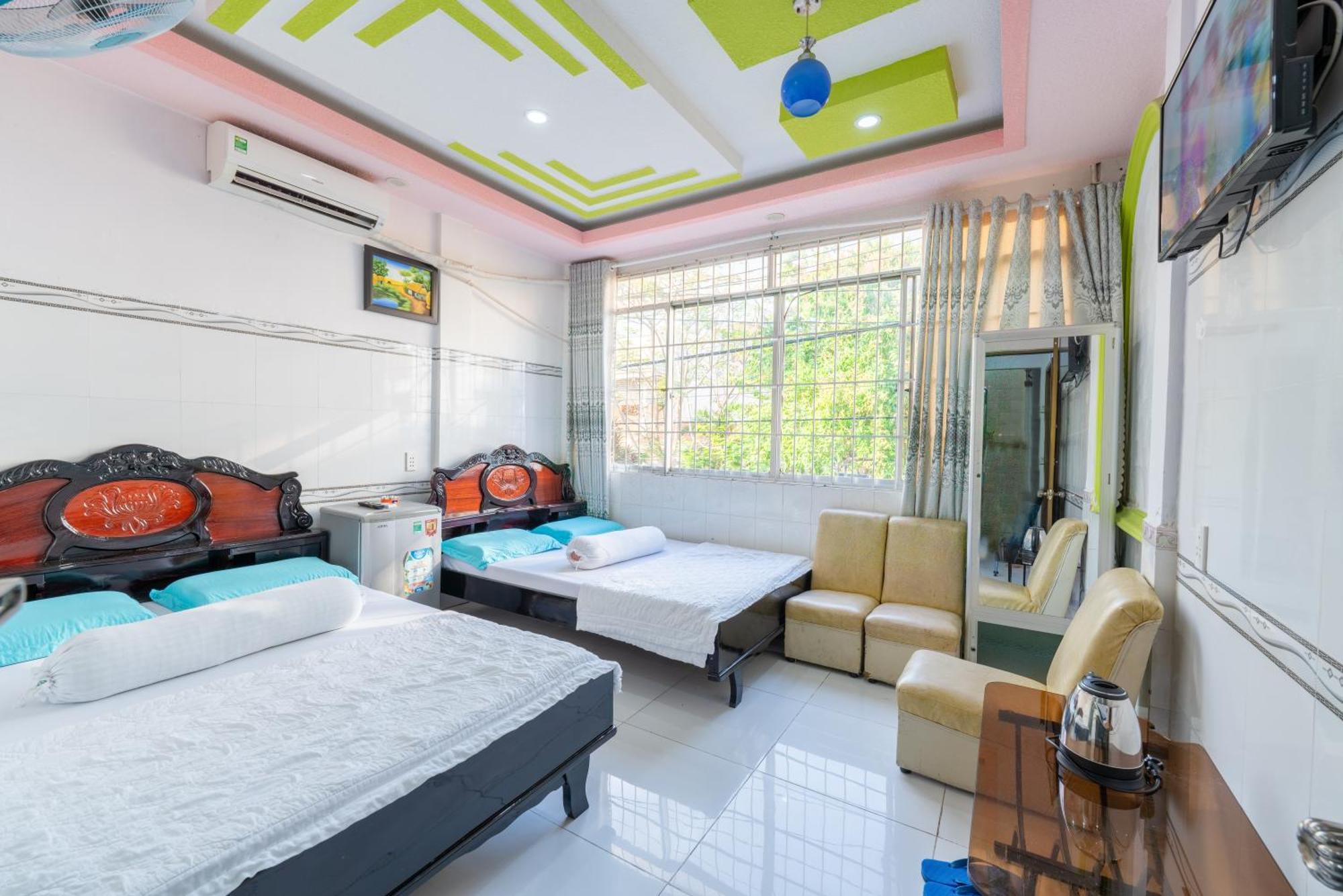 Thien Thanh Hotel Vĩnh Long Esterno foto