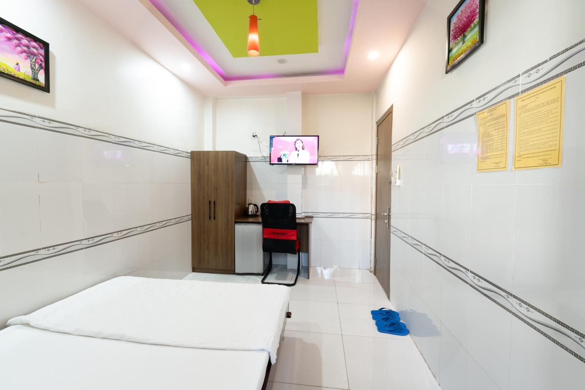 Thien Thanh Hotel Vĩnh Long Esterno foto