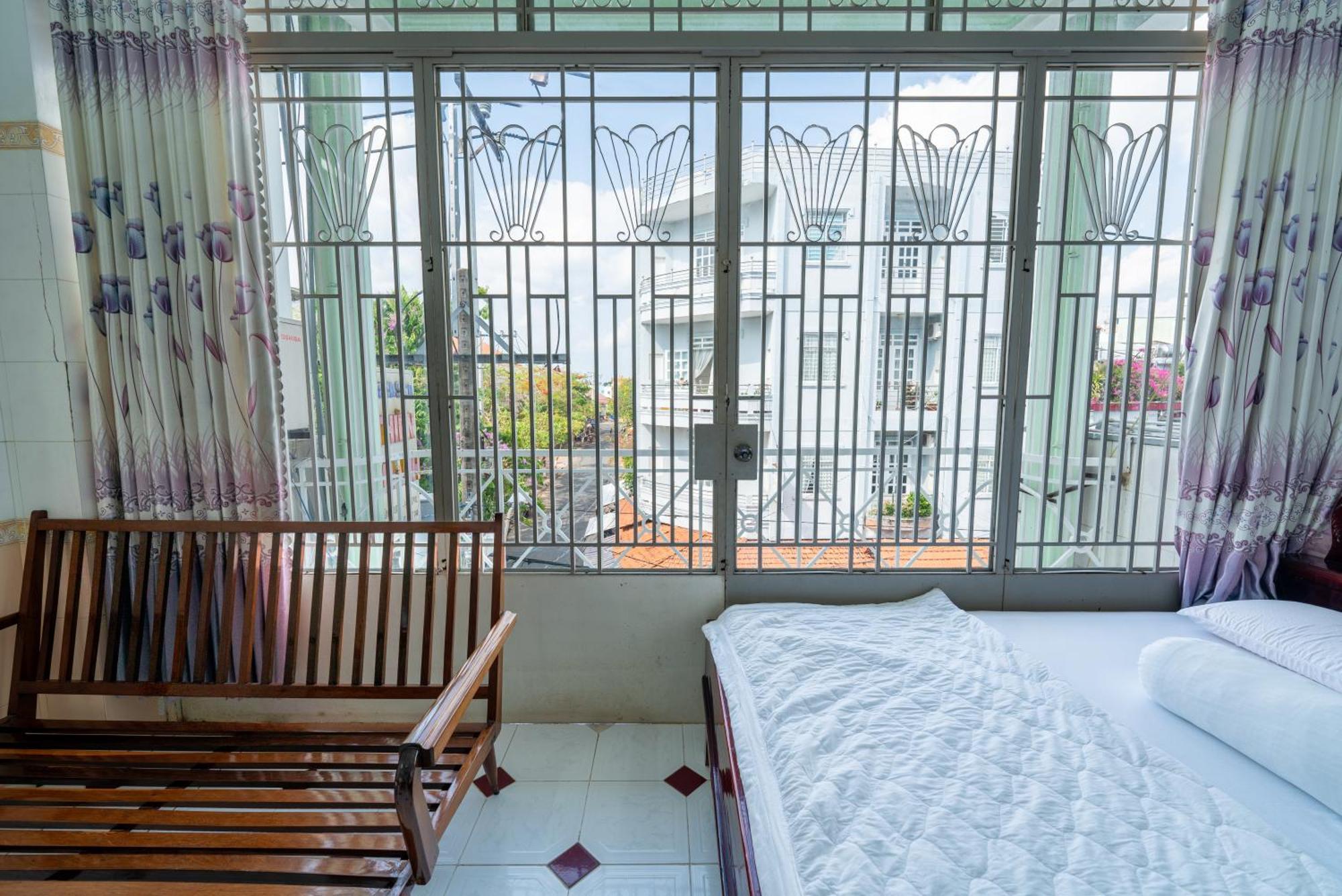 Thien Thanh Hotel Vĩnh Long Esterno foto
