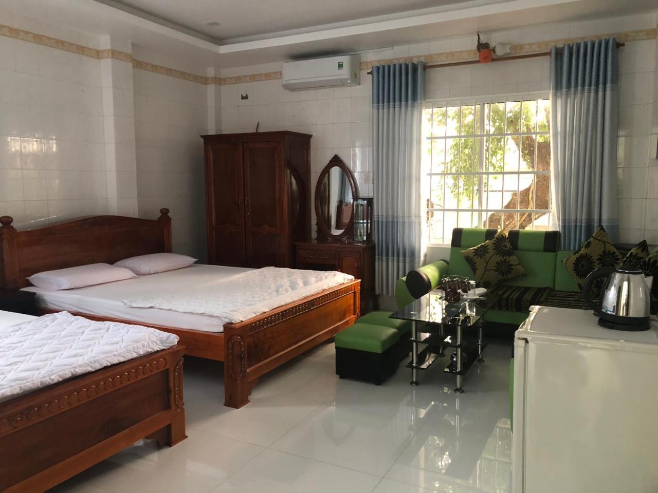 Thien Thanh Hotel Vĩnh Long Esterno foto